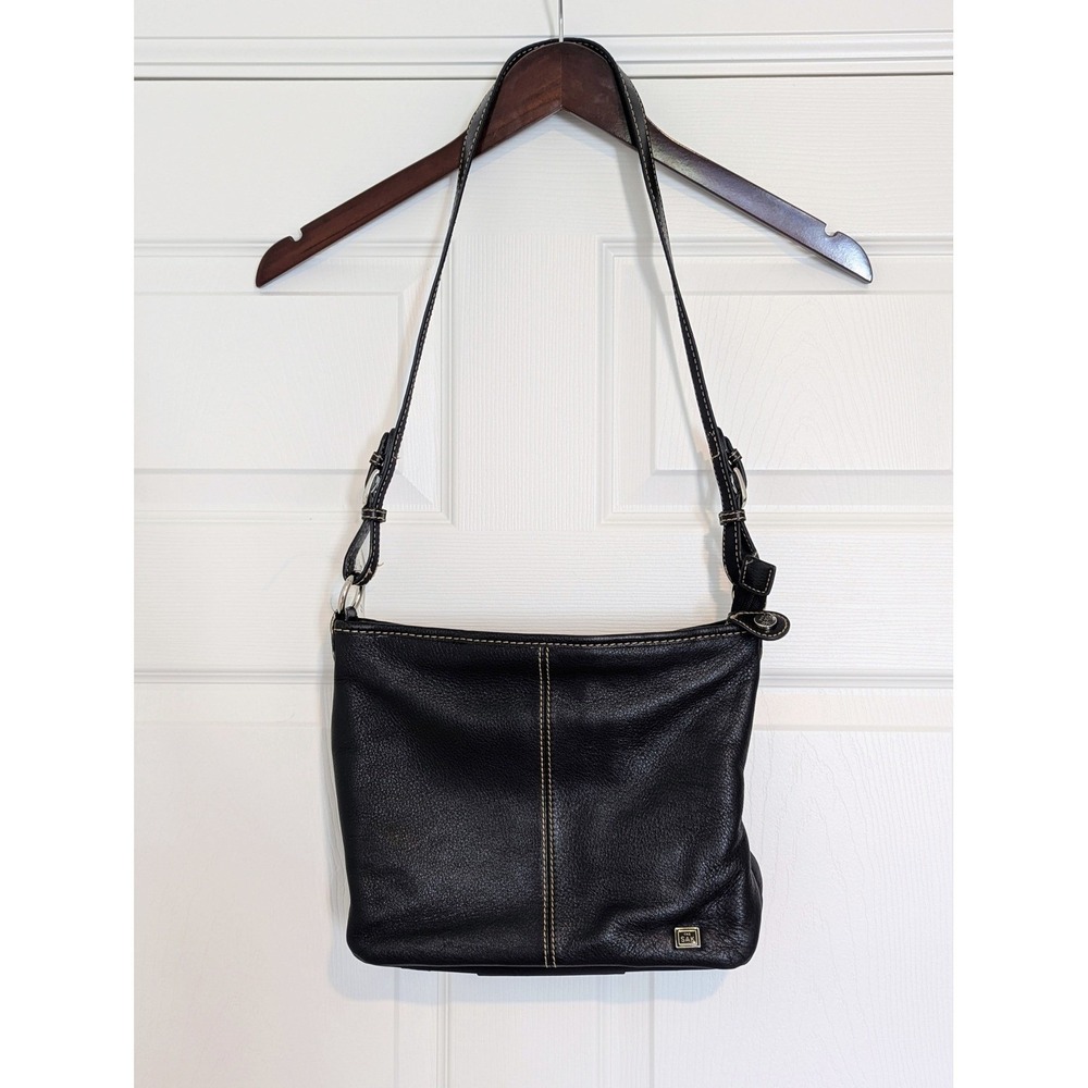 The Sak Black Pebbled Leather Crossbody Bag Silver Hardware Contrast Stitching
